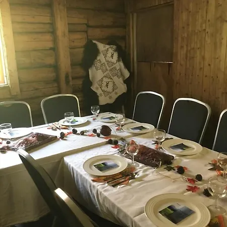 Hesla Farm דירה