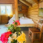 Апартаменты Hesla Farm Гуль