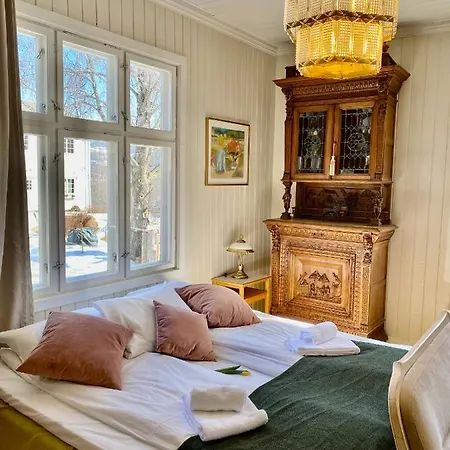 Hesla Farm アパート *